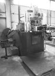 Machine à emboutir les cuillères