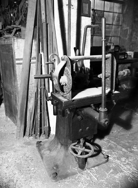Vue d'un soufflet de forge déposé