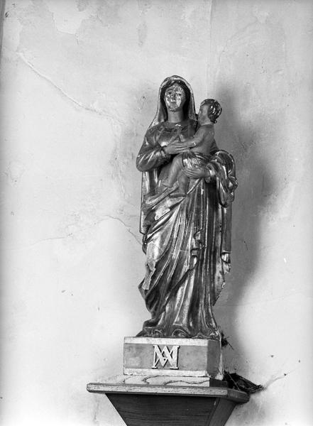 Vue générale de la Vierge à l'Enfant