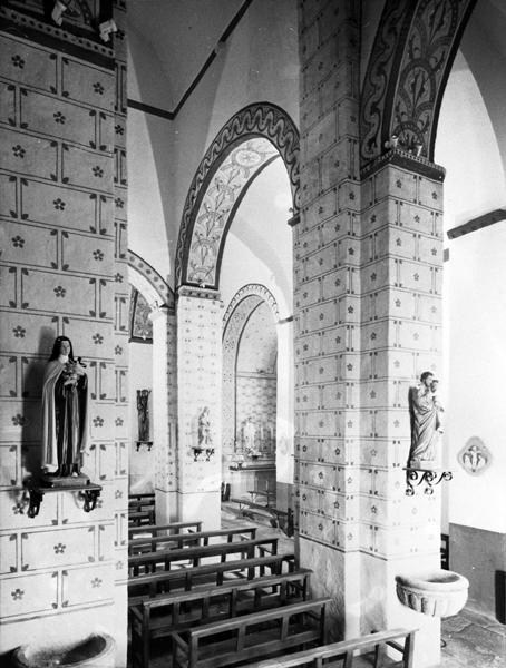 Vue partielle du collatéral et du bras du transept sud