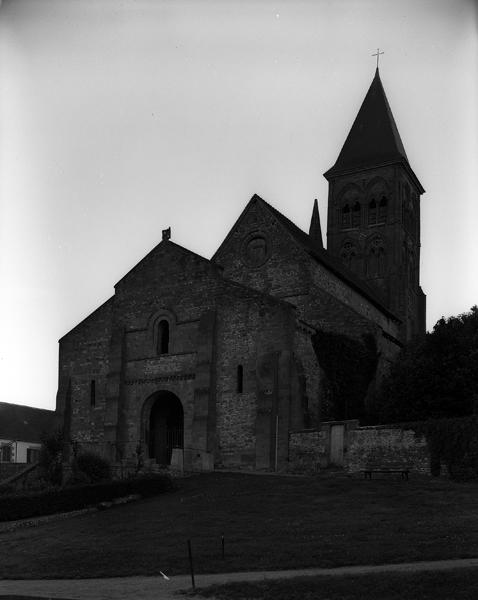 Vue générale depuis l'ouest