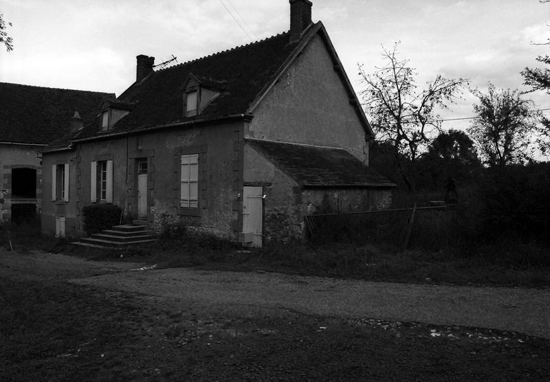 Vue générale du logis du moulin Roussat