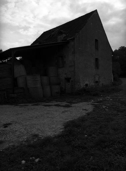 Vue générale du moulin Roussat côté champs