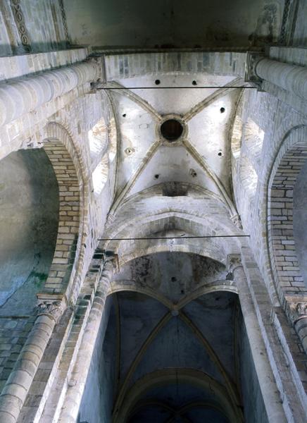 Grands chapiteaux de la croisée du transept (6, 13, 16, 17, 18 et 19).