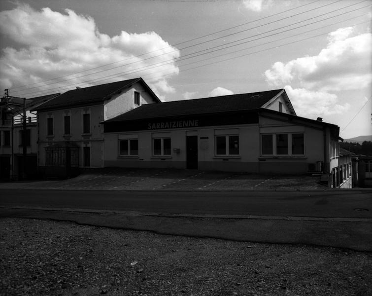 Entrée du personnel, maison Jean Dauphant, entrée des bureaux