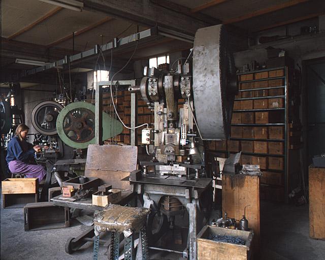 Machines à découper de l'atelier de découpage-perçage