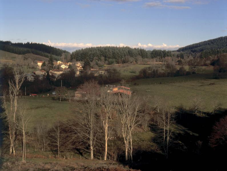 Vue extérieure : hameau du Mas