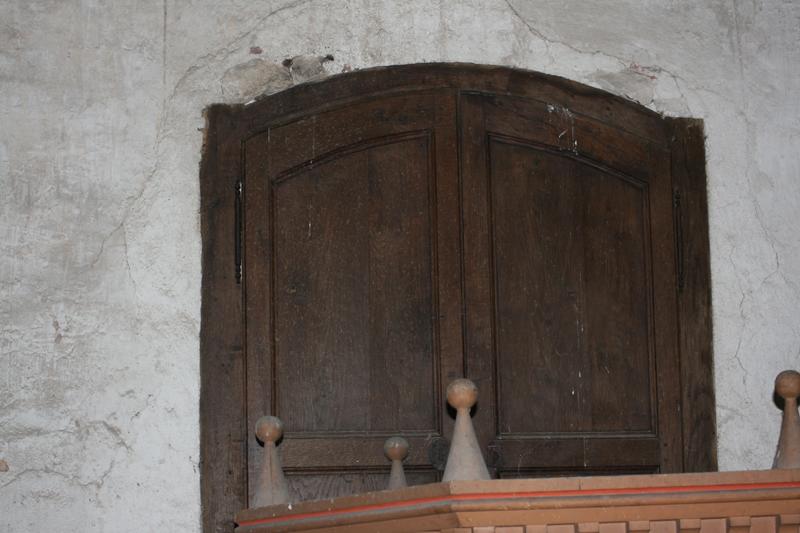 Armoire aux saintes huiles