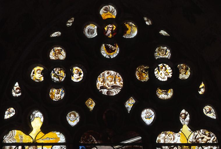 détail du tympan de la baie n° 5