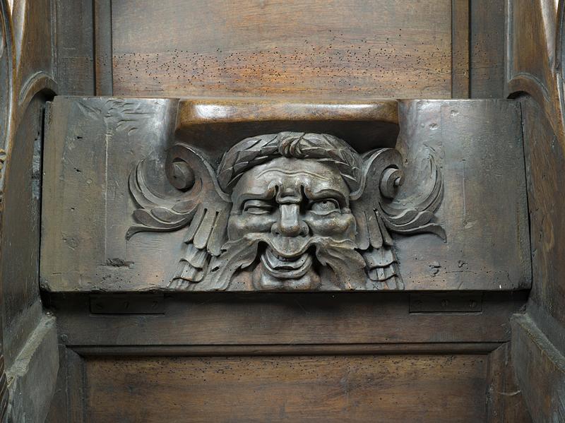 Détail d'une miséricorde : mascaron