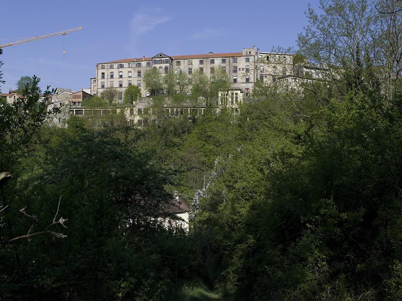 Paysage de la vallée de la Durolle