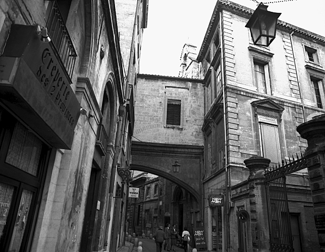 Perspective de la façade sur la rue Jacques Coeur.