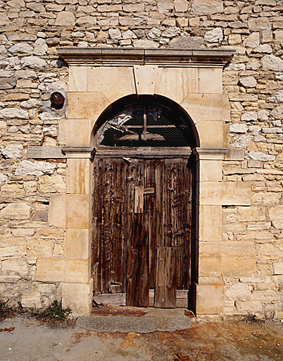 Bâtiment de la filature. Porte d'entrée à l'étage