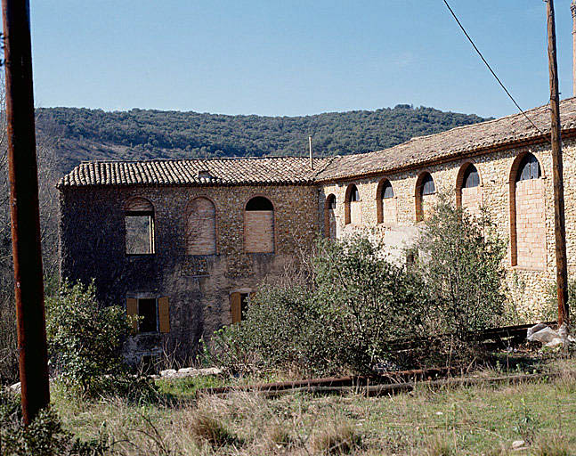 Vue générale de l'ancien moulin et de la filature