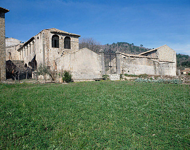 Vue générale depuis l'est