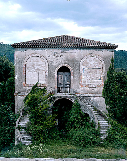 Elévation latérale côté pont