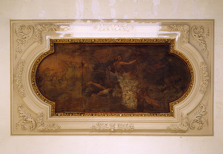 Peinture du plafond de l'escalier.