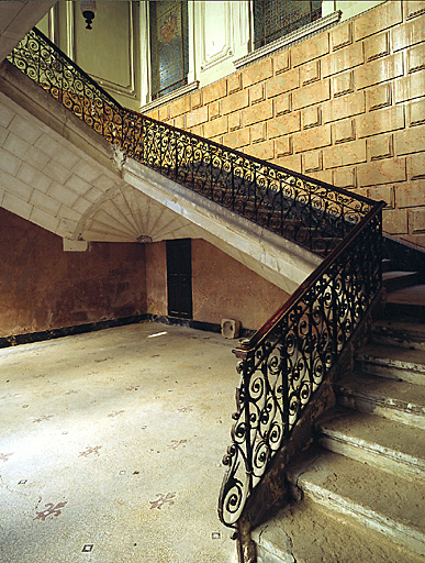 Intérieur escalier.