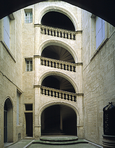 Façade escalier.