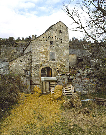 Vue d'ensemble de l'élévation sud