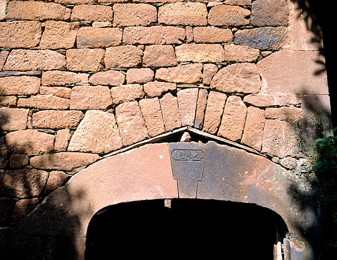 Linteau d'une grange