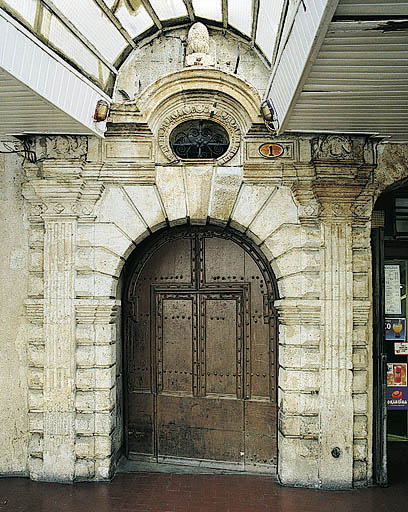 Porte, seconde moitié du 17e siècle.