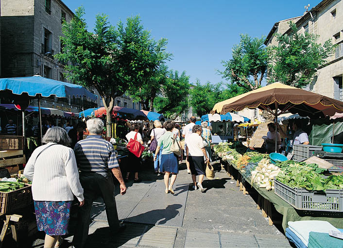 Scène du marché hebdomadaire