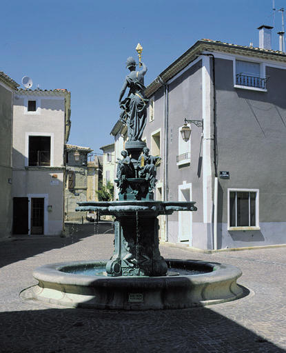 Vue d'ensemble de dos.