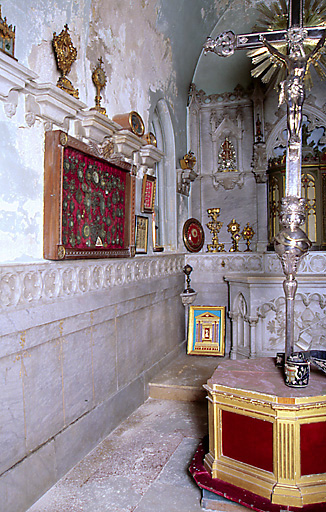 Vue d'ensemble de la chapelle des reliques.