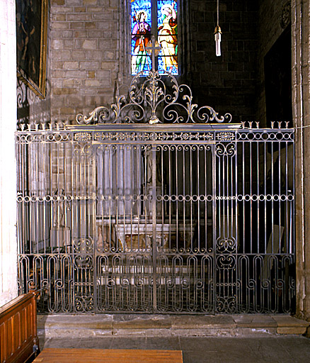 Vue de la clôture de la chapelle.