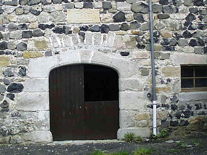 Porte de l'étable