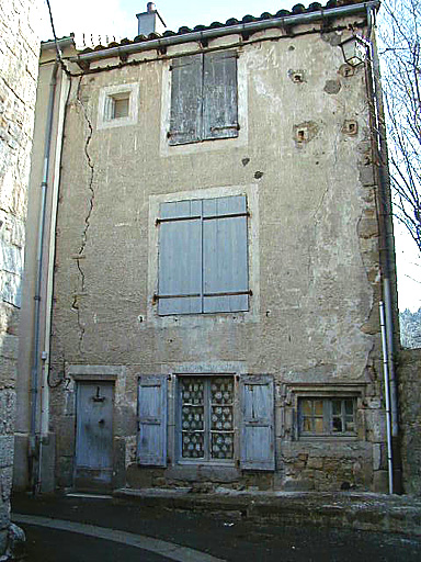 Vue d'ensemble de l'élévation sur rue