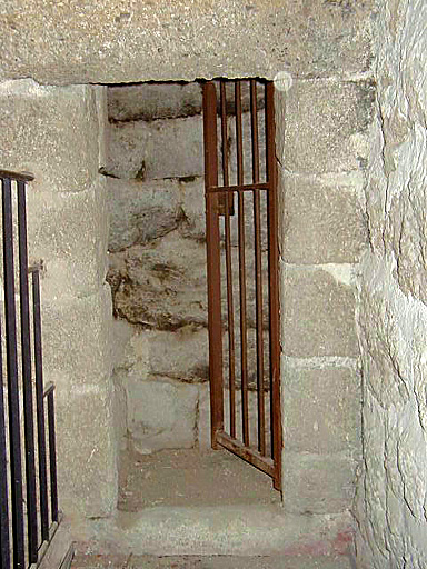 Porte de l'escalier