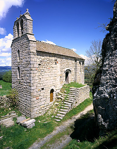 Vue d'ensemble de la chapelle prise du sud-ouest