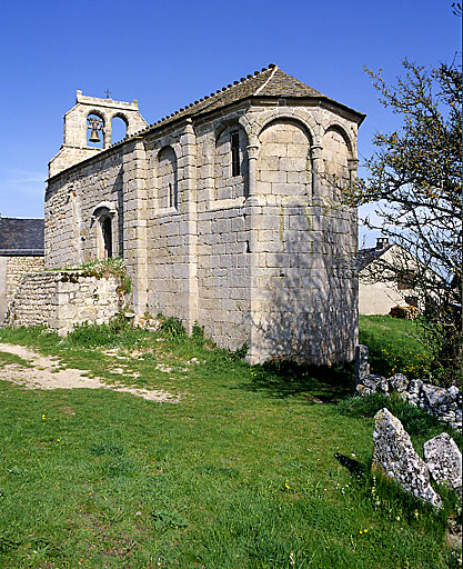 Vue d'ensemble de la chapelle prise de l'est