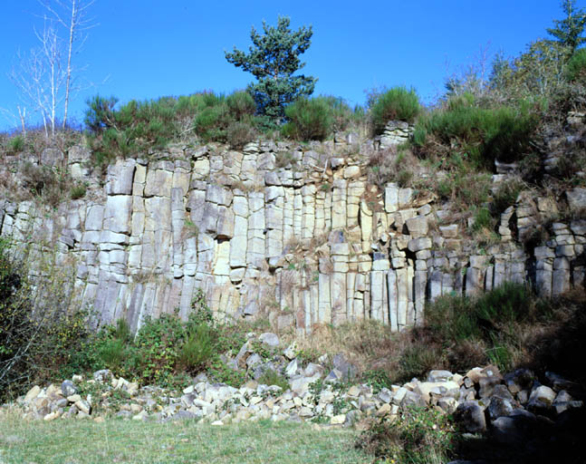 Ancienne carrière de basalte au dessus de La Salce