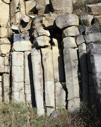 Ancienne carrière de basalte au dessus de La Salce, détail