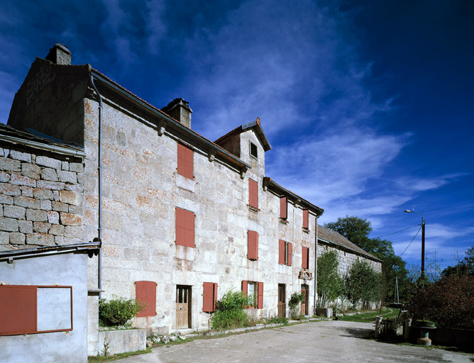 Vue d'ensemble du corps de logis