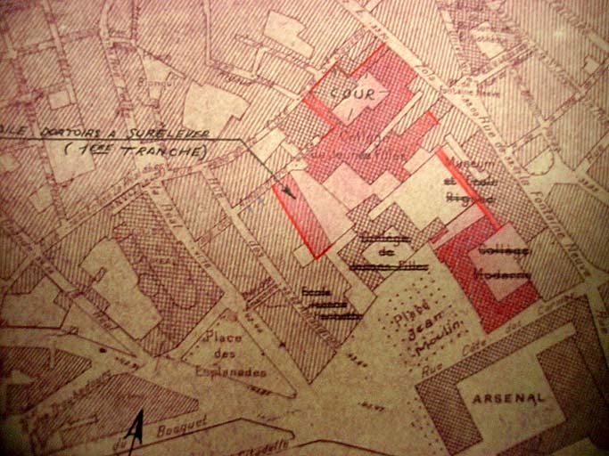 [Perpignan. Plan de situation du collège classique de jeunes filles], plan cadastral, encre sur papier, par Lida, 17 juin 1953.