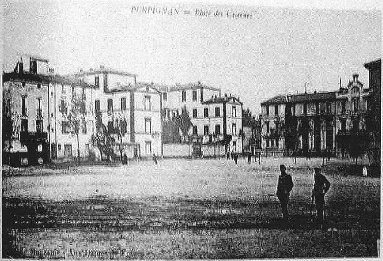 'Place des casernes [actuelle place Jean Moulin]'.