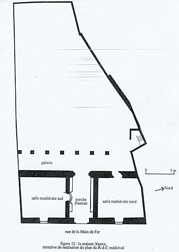 'La maison Xanxo, tentative de restitution du plan du rez-de-chaussée médiéval'. Plan.