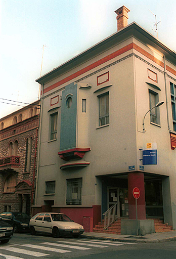 Façade de la rue Jeanne d'Arc.