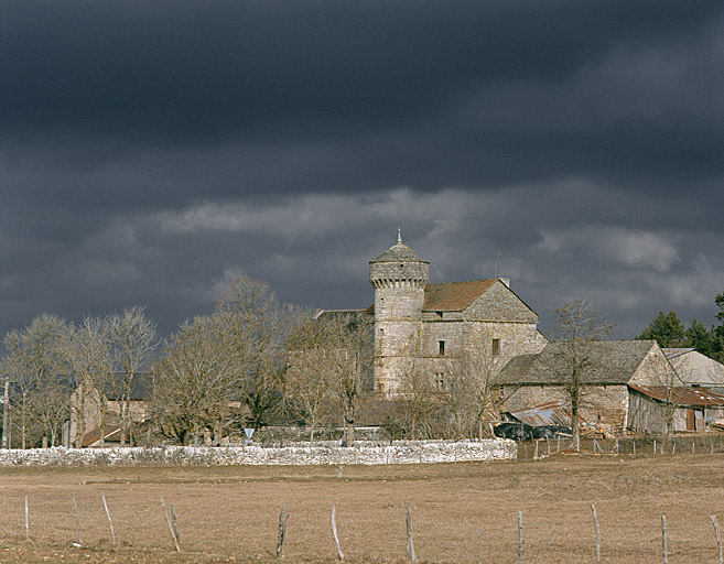 Vue d'ensemble prise du sud-est.