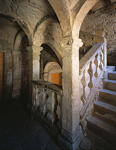 Vue d'ensemble de l'escalier.