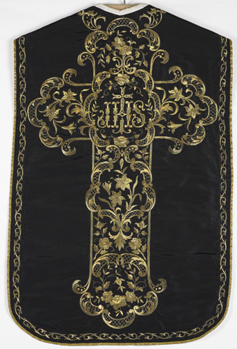 chasuble réversible noir et violet (n° 37) avec étole, voile de calice et bourse de corporal