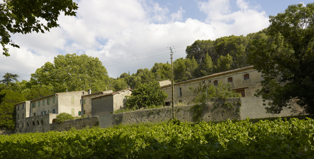 Vue générale du domaine de Thurou, depuis le nord-ouest.