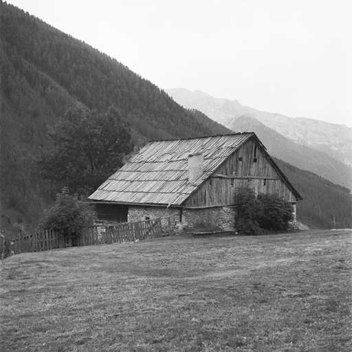 Vue de volume prise du nord-est.
