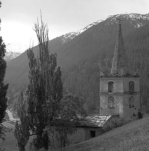 Vue d'ensemble prise du nord.