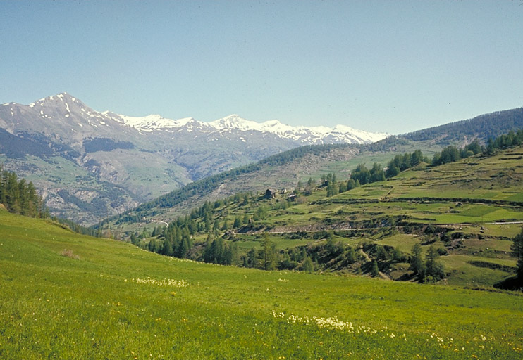 Le Serre-de-Chabrand. Vue d'ensemble.