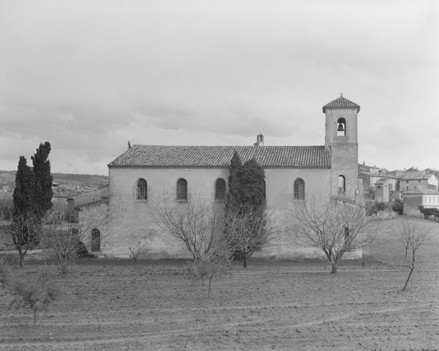 Vue générale depuis l'ouest.